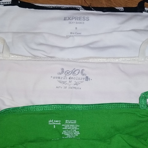 Different Colored tank tops - Picture 2 of 2